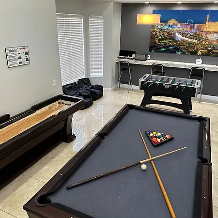 Summerlin Private Buddha Estate Resort - Pool, Spa, Sauna, Game Room, Basket Ball, Mini Golf, Gym-2